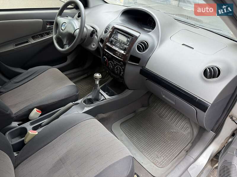Седан Geely MK 2008 в Кам'янському