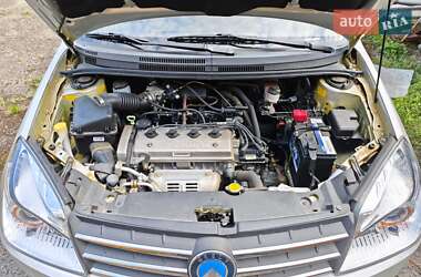 Седан Geely MK 2013 в 