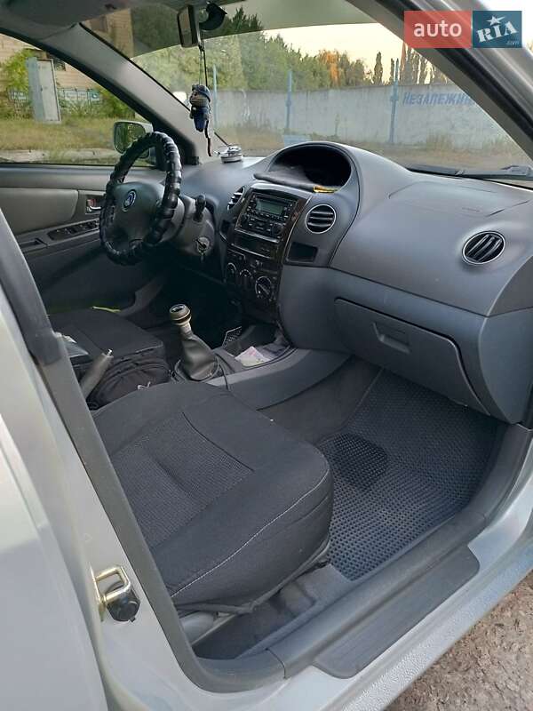 Седан Geely MK 2010 в Кривом Роге