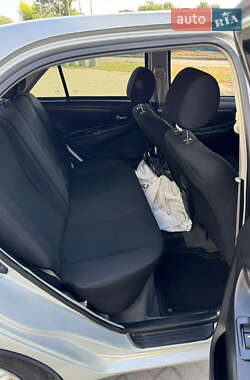 Седан Geely MK 2012 в 