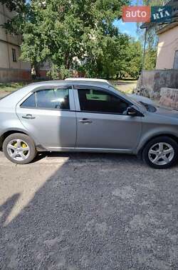 Седан Geely MK 2012 в 