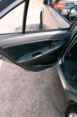 Седан Geely MK 2012 в 