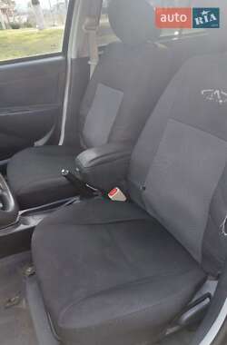 Седан Geely MK 2012 в  фото 4 Седан Geely MK 2012 в