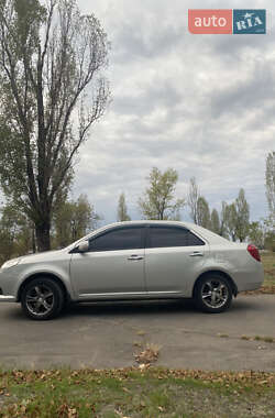 Седан Geely MK 2012 в 