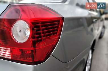 Седан Geely MK 2013 в 