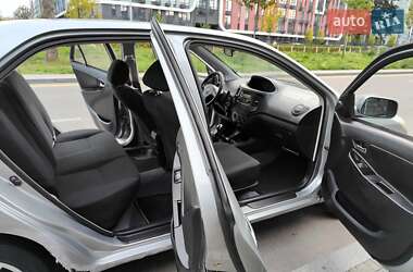 Седан Geely MK 2013 в 