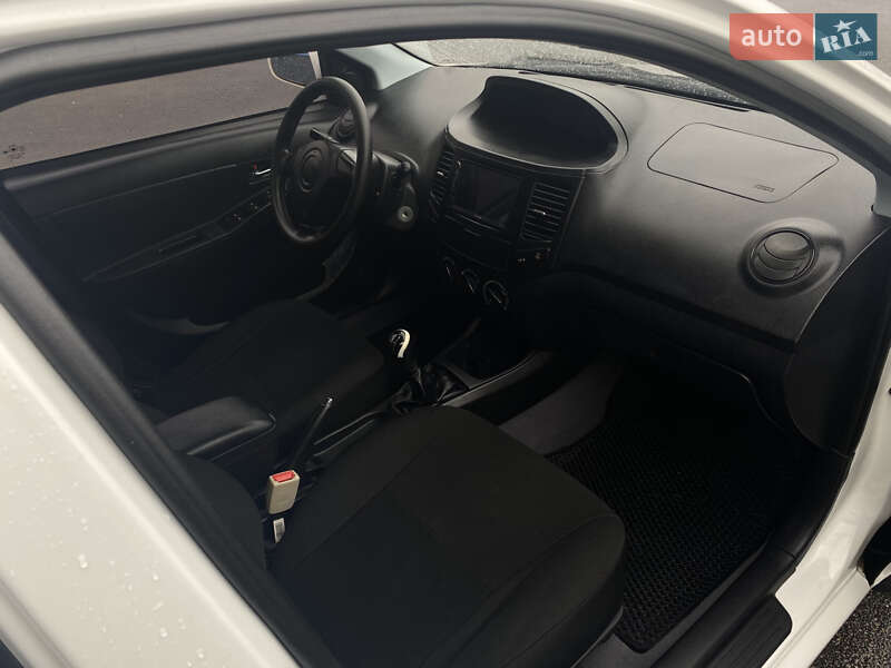 Седан Geely MK 2013 в Києві фото 13 Седан Geely MK 2013 в Києві