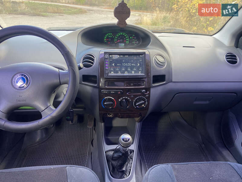 Седан Geely MK 2008 в Краматорске