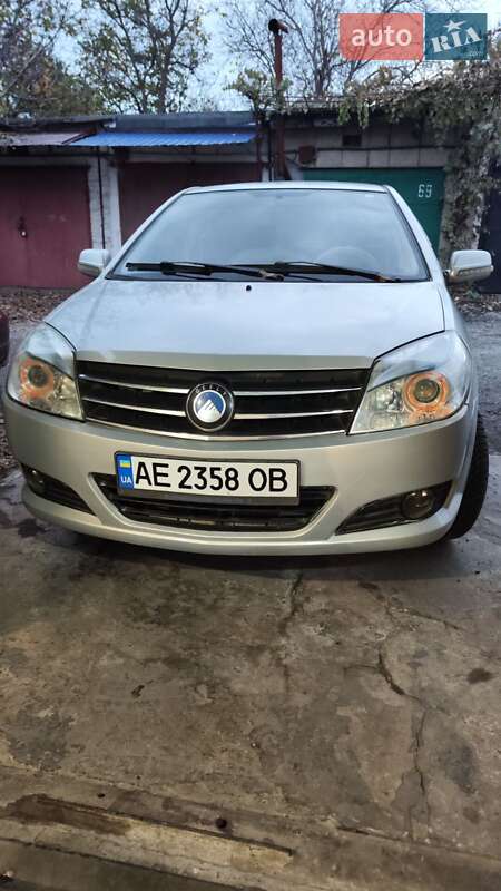 Geely MK 2012