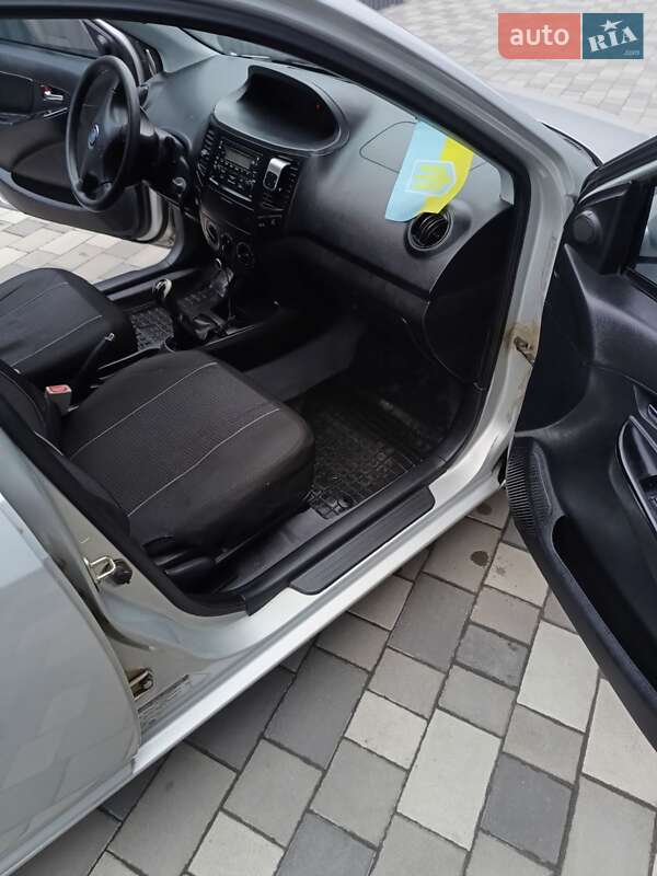 Седан Geely MK 2013 в Кременчуці