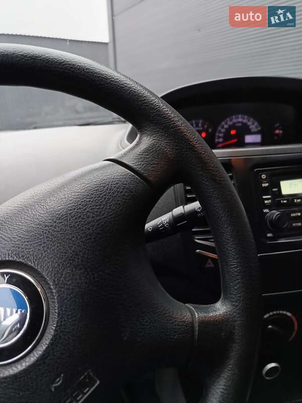 Седан Geely MK 2013 в Глобиному