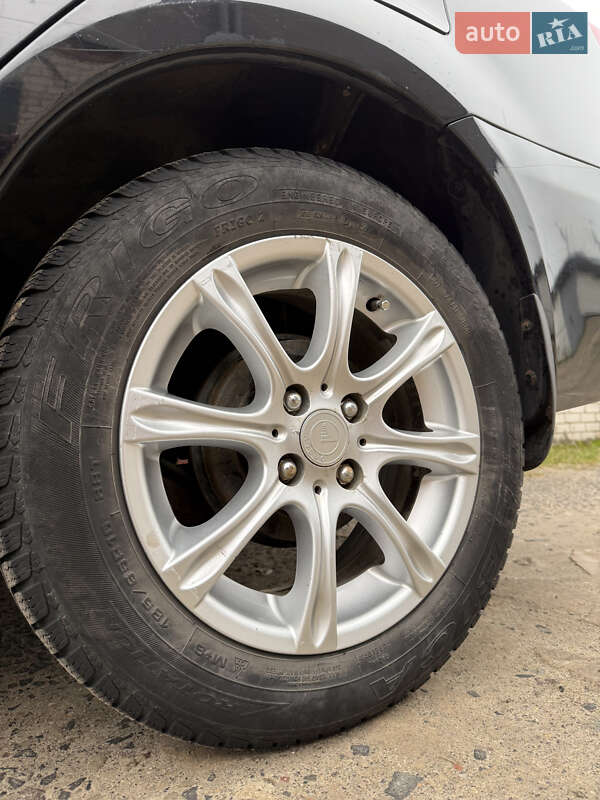 Седан Geely MK 2008 в Вараше