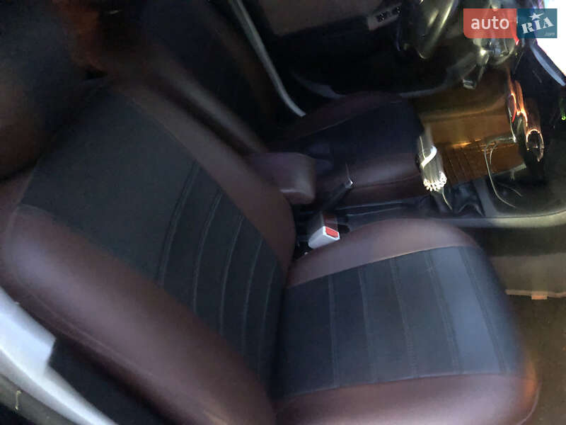 Седан Geely MK 2012 в Шостці