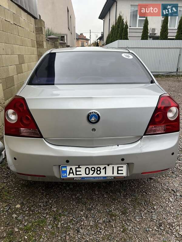 Седан Geely MK 2011 в Петропавловской Борщаговке