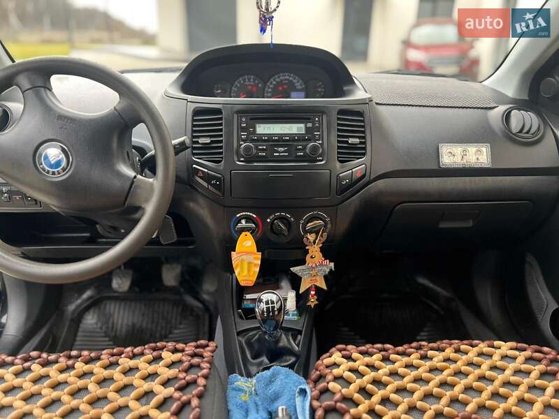 Седан Geely MK 2014 в Вараше фото 10 Седан Geely MK 2014 в Вараше