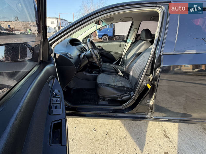 Седан Geely MK 2011 в Солотвине