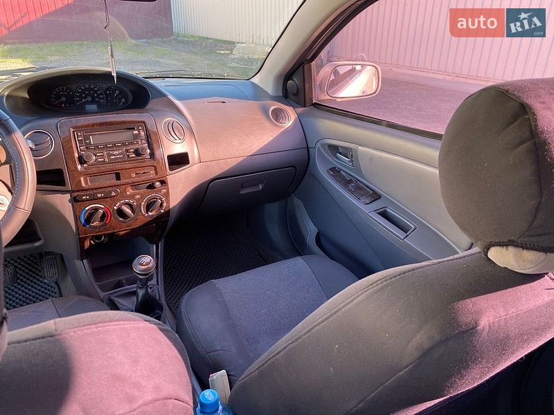 Седан Geely MK 2008 в Ужгороде