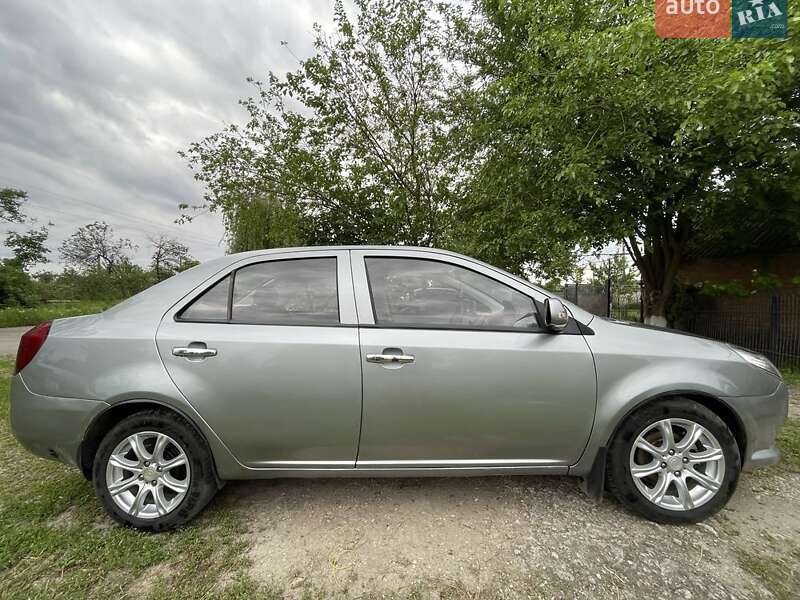Седан Geely MK 2011 в Кривом Роге