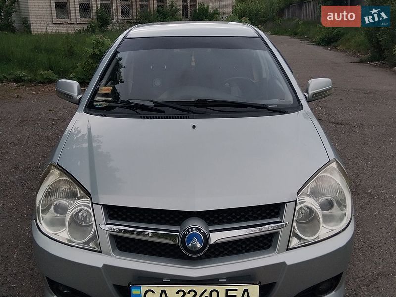 Седан Geely MK 2011 в Смілі