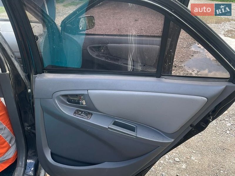 Седан Geely MK 2009 в Турці