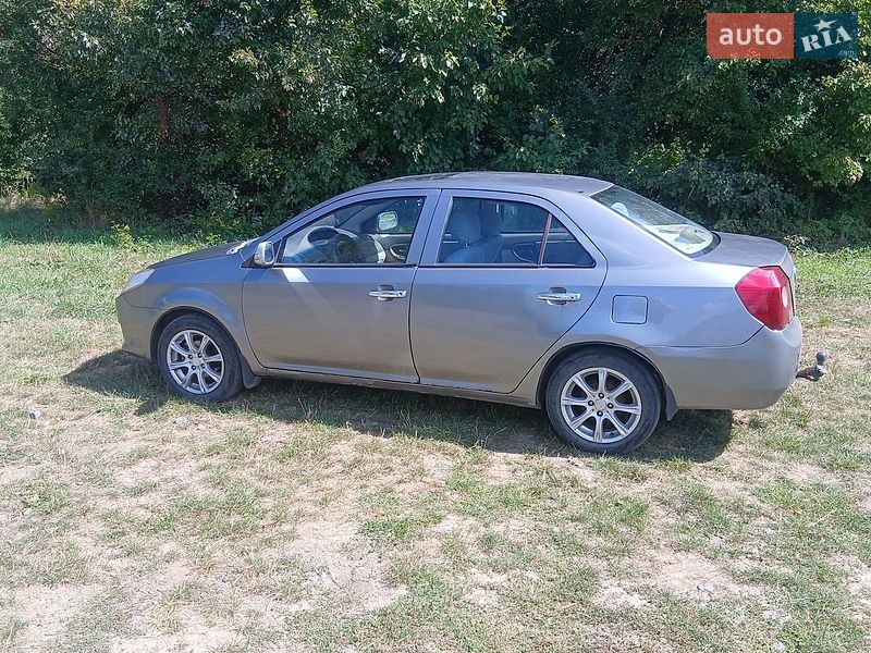 Седан Geely MK 2008 в Красилові