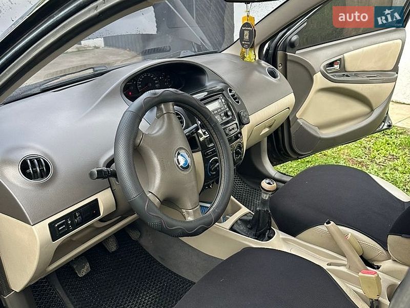 Седан Geely MK 2008 в Сокалі