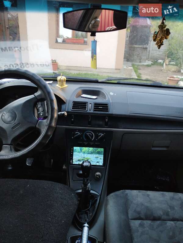 Седан Geely MR 2007 в Вижнице