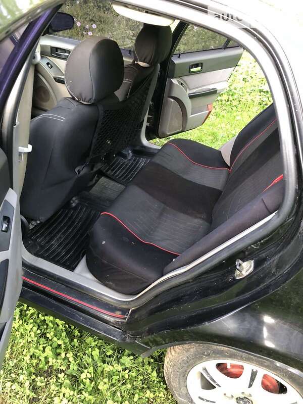 Седан Geely MR 2008 в Долині