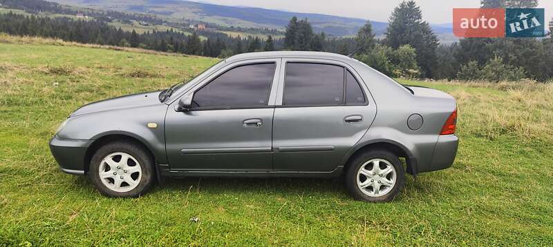 Седан Geely MR 2007 в Турке