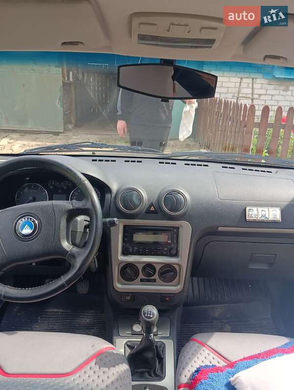 Хэтчбек Geely MR 2009 в Шостке