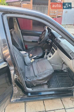 Хэтчбек Geely MR 2008 в 