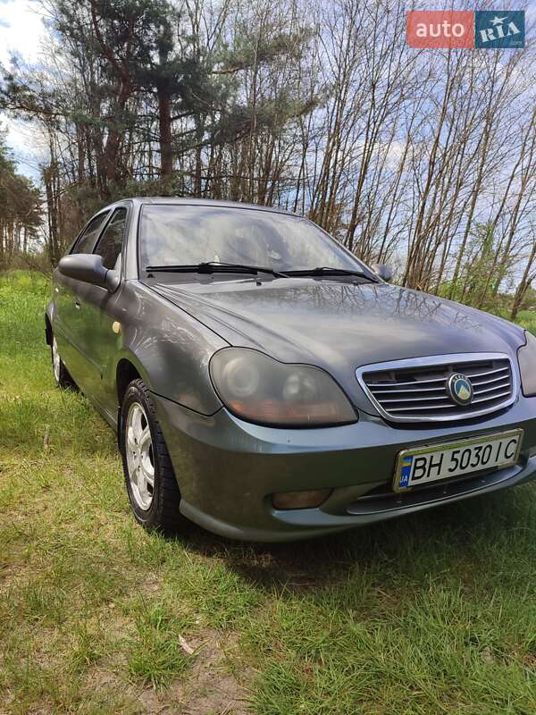 Хэтчбек Geely MR 2008 в Вишневом