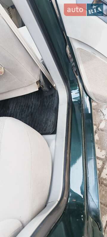 Хэтчбек Geely MR 2008 в Херсоне