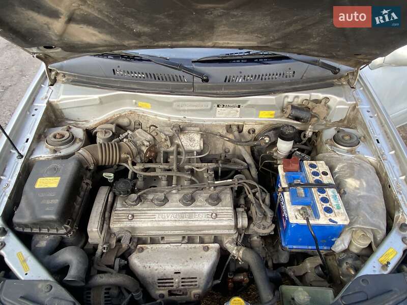 Седан Geely MR 2009 в Житомире