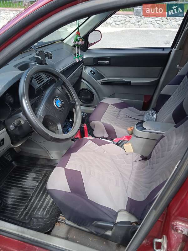 Седан Geely MR 2007 в Славуте