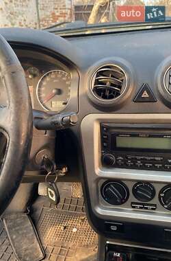 Седан Geely MR 2009 в 