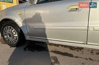 Хэтчбек Geely MR 2008 в 