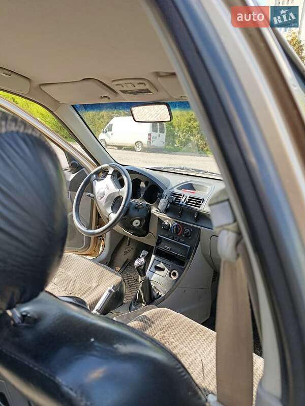 Хетчбек Geely MR 2008 в Львові