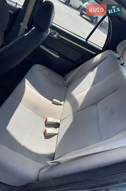 Седан Geely MR 2010 в 