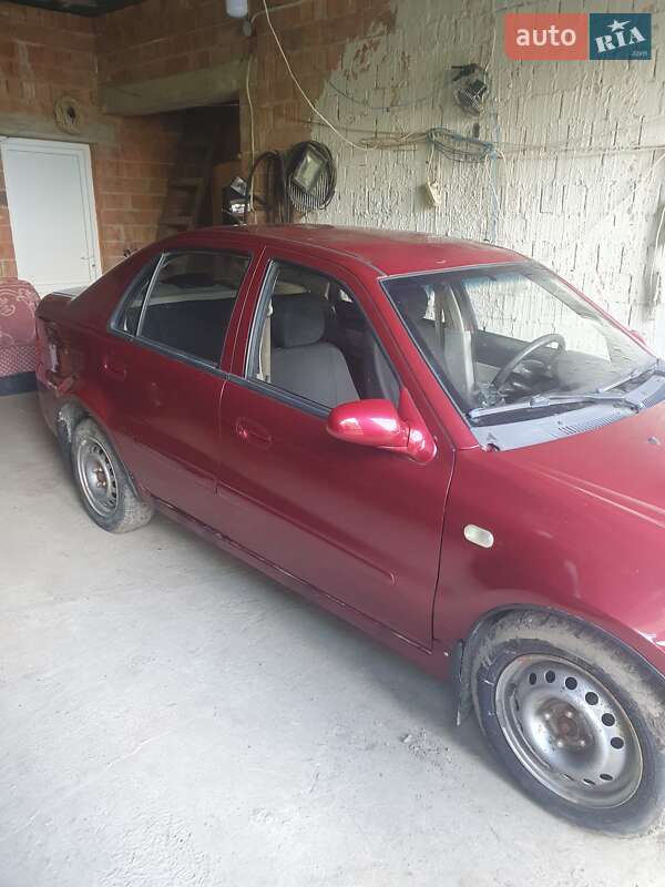 Хетчбек Geely MR 2007 в Снятині