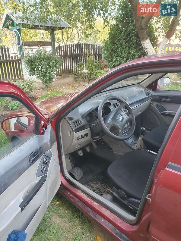 Хетчбек Geely MR 2007 в Снятині
