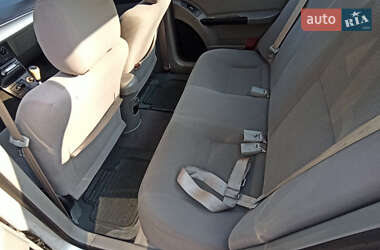 Хэтчбек Geely MR 2007 в 