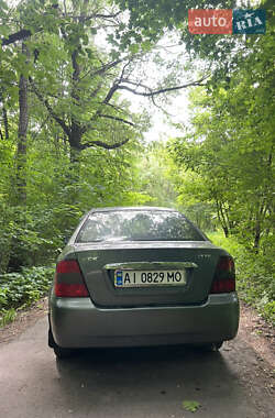 Хэтчбек Geely MR 2012 в 