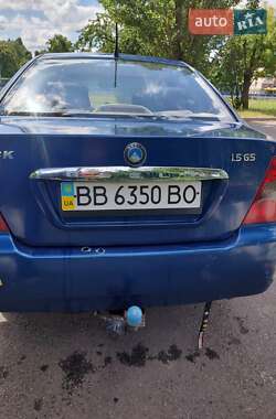 Хэтчбек Geely MR 2009 в 