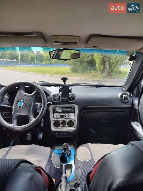 Хэтчбек Geely MR 2009 в Киеве