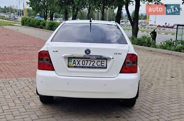 Хэтчбек Geely MR 2009 в 