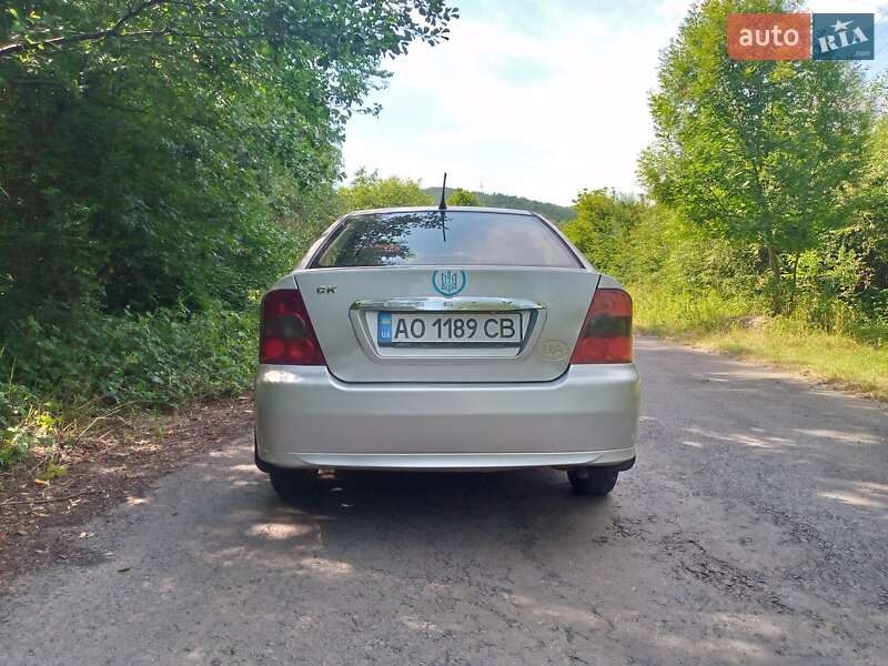 Хэтчбек Geely MR 2008 в Великом Березном фото 5 Хэтчбек Geely MR 2008 в Великом Березном