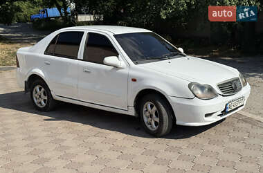 Хетчбек Geely MR 2007 в 