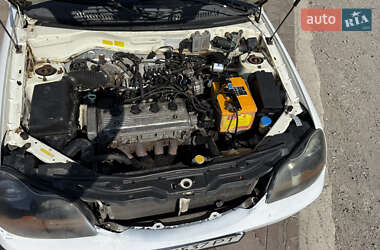 Хетчбек Geely MR 2007 в 
