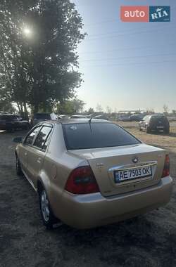 Хэтчбек Geely MR 2007 в 